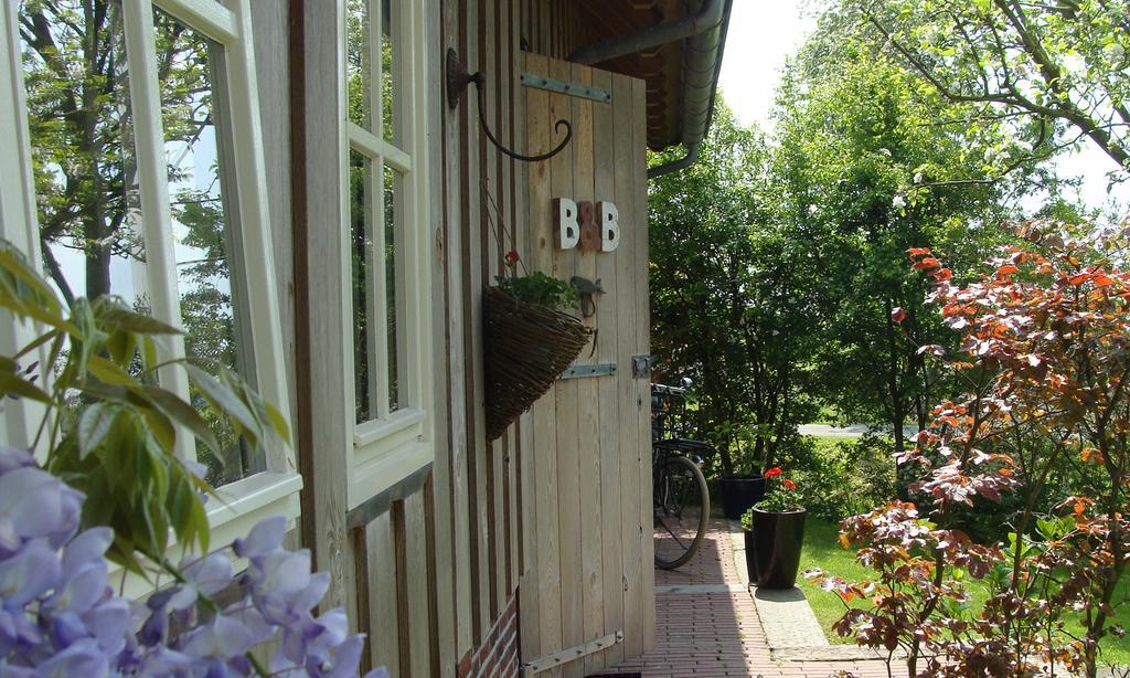 B&B De Pastorie Bij Dokkum Reitsum Esterno foto