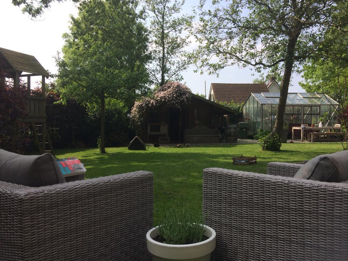 B&B De Pastorie Bij Dokkum Reitsum Esterno foto